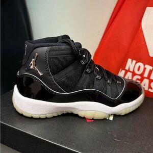 Jordan 11